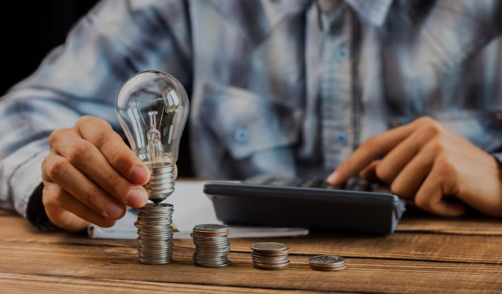 Energy Bills Set to Fall as Wholesale Gas Prices Decline
