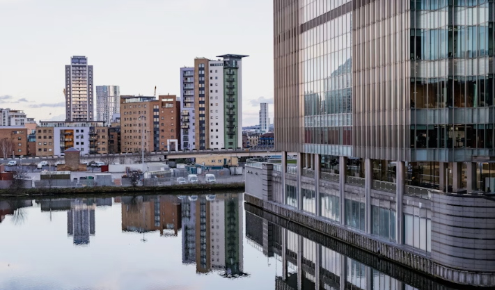 Commercial Property Investment Trends in London & Manchester