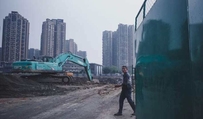 China’s Economic Slowdown: What UK Investors Should Watch