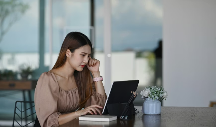 Young Workers Suffer as UK Unemployment Rises to 5.1%