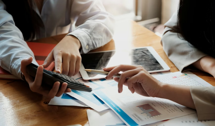 How to Invest Smartly in the UK During Economic Uncertainty