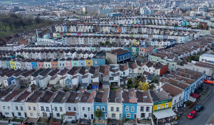 UK House Price Growth Slows as Middle East Conflict Affects Housing Market